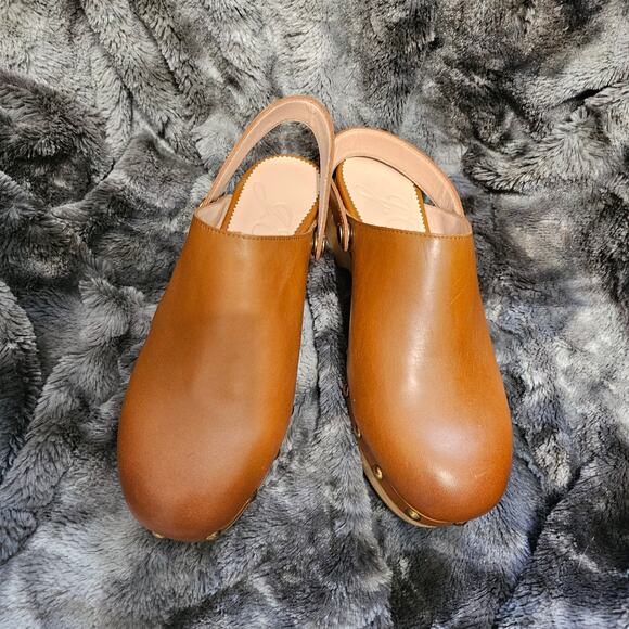 J Crew Convertible Leather Clogs in Rich Oak Size 5.5 - Picture 4 of 11